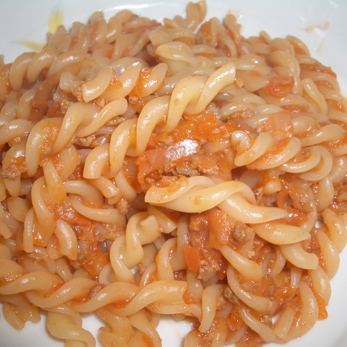 子供もぱくぱく トマトソースマカロニ レシピ 作り方 By Ukatamago 楽天レシピ